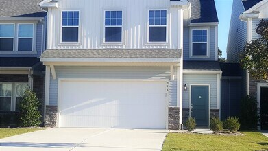318 OldCastle Dr in Morrisville, NC - Building Photo - Building Photo