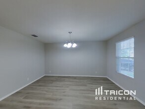 8410 Stone Chase in San Antonio, TX - Foto de edificio - Building Photo