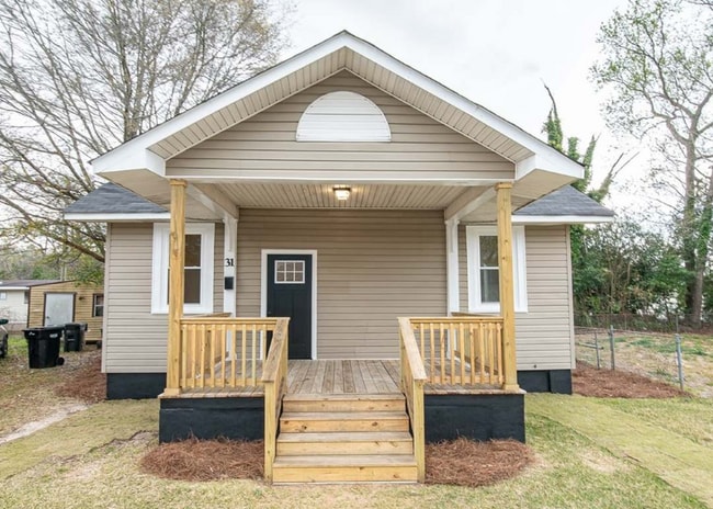 property at 31 Woodland Cir