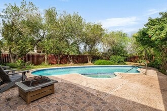 23 W Maple Dr in Brownsville, TX - Building Photo - Building Photo