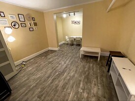 194 St Paul St, Unit 2B in Brookline, MA - Building Photo