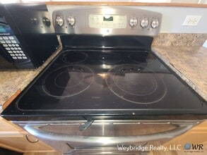 9600 Gibralter Dr in Cincinnati, OH - Building Photo - Building Photo