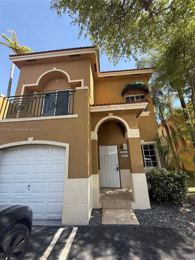 13404 SW 153 Terrace in Miami, FL - Building Photo - Building Photo