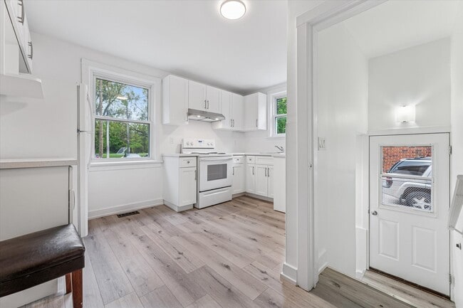 property at 80 York Rd