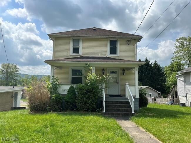 186 Idabelle Ave