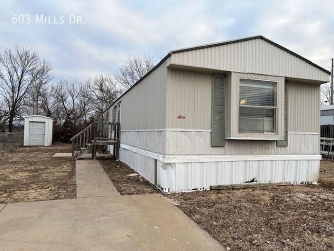 603 N Mills Dr in Towanda, KS - Building Photo - Building Photo
