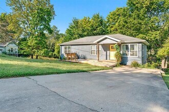 209 S Willow Ave in Fayetteville, AR - Building Photo - Building Photo