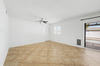 18043 N 33rd Ave in Phoenix, AZ - Building Photo - Building Photo