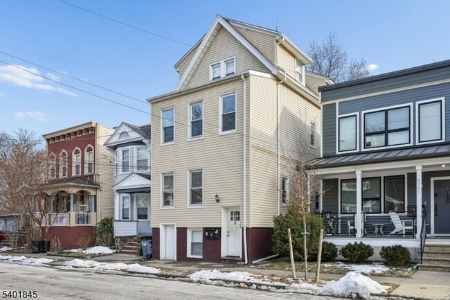 property at 9 Wheeler St