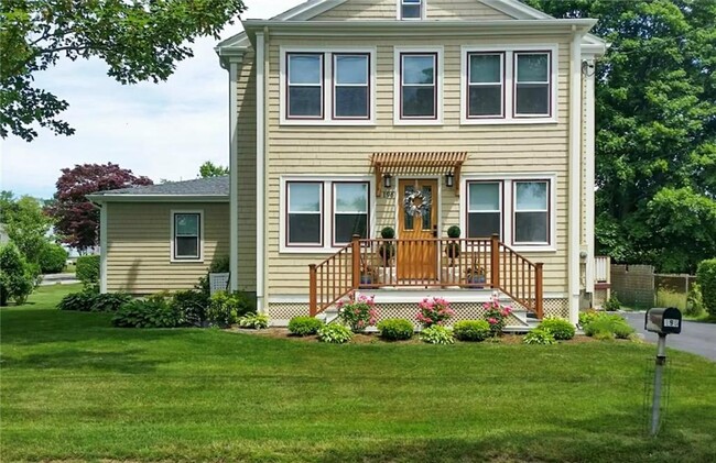 property at 196 Wolcott Ave