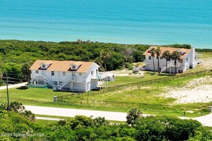 8519 S Hwy A1A in Melbourne Beach, FL - Foto de edificio - Building Photo