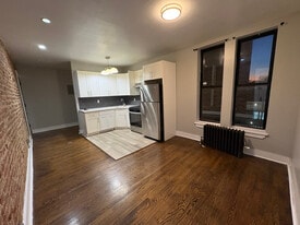 480 Concord Ave, Unit 5 in Bronx, NY - Building Photo