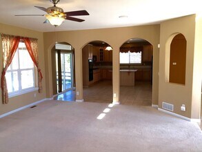 117 N Coolidge Way in Aurora, CO - Building Photo - Building Photo