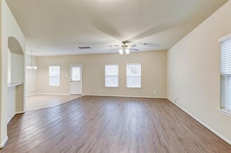 5915 Nodaway Creek Ct in Houston, TX - Building Photo - Building Photo