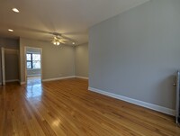 4612 N Wolcott Ave, Unit 3S in Chicago, IL - Building Photo - Building Photo