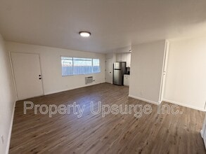 2950 Lanning Ave in Redding, CA - Building Photo - Building Photo