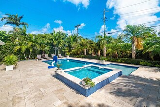 1936 Harbour Inlet Dr in Fort Lauderdale, FL - Foto de edificio - Building Photo