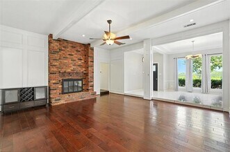 7938 Fair Oaks Ave in Dallas, TX - Building Photo - Building Photo