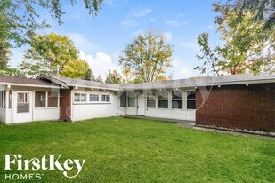 4913 Victoria Rd in Indianapolis, IN - Building Photo