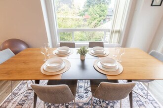 5177 NE 14th Pl in Portland, OR - Building Photo - Building Photo