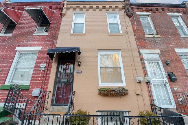 property at 2021 Dennie St