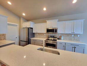 1319 N Heath Ave in Boise, ID - Building Photo - Building Photo