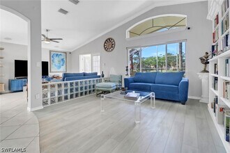 7477 Lourdes Ct in Naples, FL - Building Photo - Building Photo