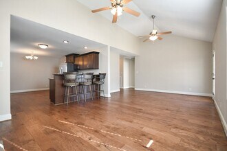 725 Crestone Ln in Clarksville, TN - Building Photo - Building Photo