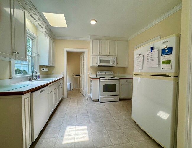 3010 New Natchez Trace in Nashville, TN - Building Photo - Building Photo