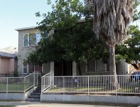 1022-1028 Martin Luther King Jr Ave in Long Beach, CA - Foto de edificio - Building Photo