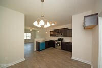 117 Jaydn Dr W photo'