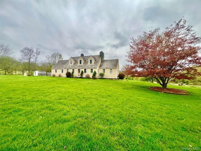 57 Hubbard Rd in Bloomingburg, NY - Building Photo - Building Photo