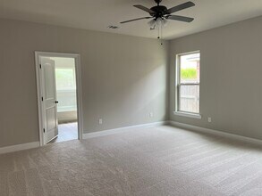220 Tall Oaks Ln in Youngsville, LA - Building Photo - Building Photo