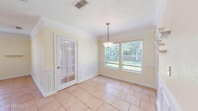 4694 Timuquana Rd in Jacksonville, FL - Building Photo - Building Photo