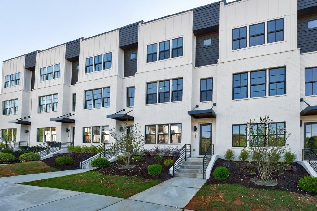 675 Soul Aly in Alpharetta, GA - Building Photo