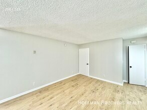 Sycamore Villas in Los Angeles, CA - Building Photo - Building Photo