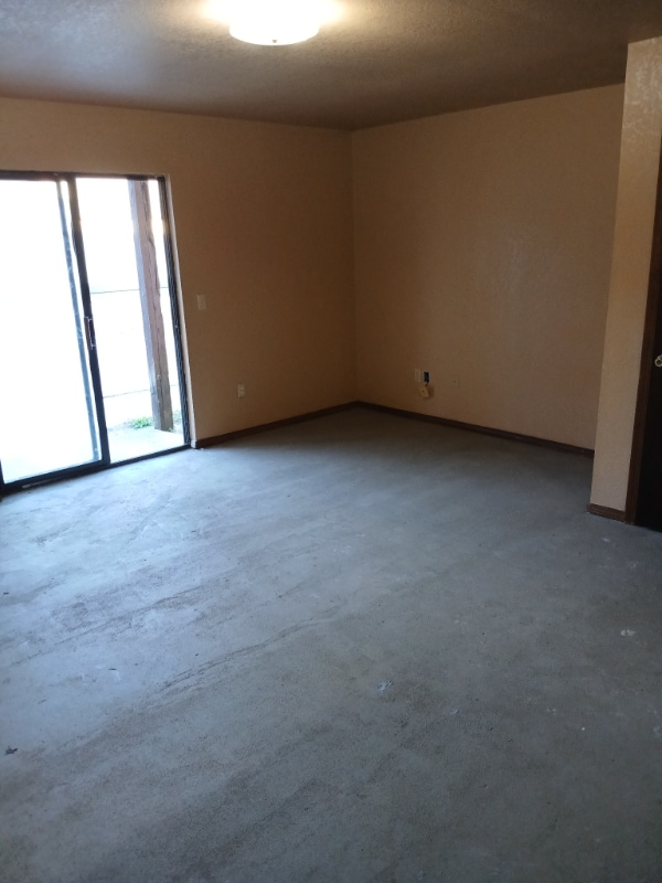 902 Cynthia St in Wilburton, OK - Building Photo - Building Photo