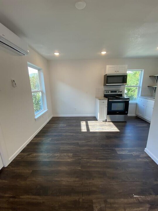 2509 Truxillo St-Unit -B in Houston, TX - Building Photo