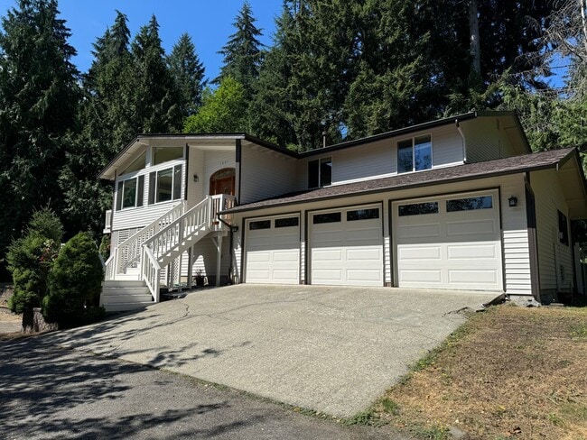 1801 156th Ave SE in Bellevue, WA - Building Photo - Building Photo