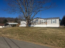 115 Ramsey Dr in Gray, TN - Building Photo
