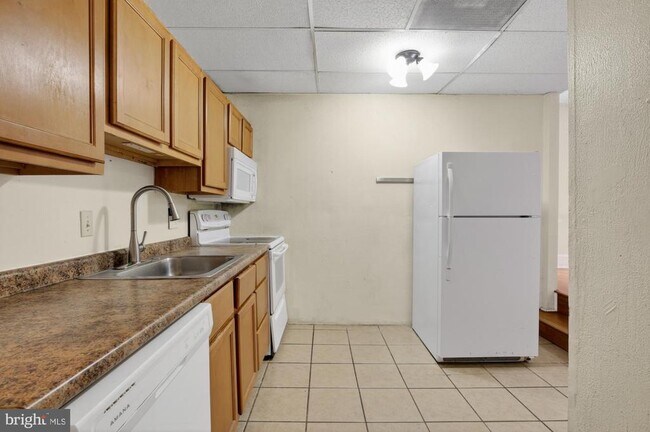 4034 Baring St in Philadelphia, PA - Building Photo - Building Photo