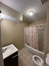 351 Veltri St in Beeville, TX - Building Photo - Building Photo