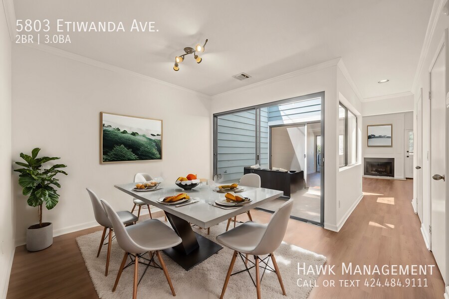 5803 Etiwanda Ave in Los Angeles, CA - Building Photo