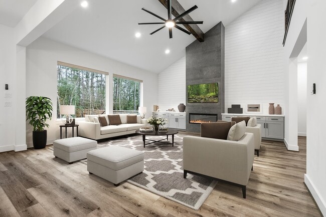 245 E Blue Heron Dr