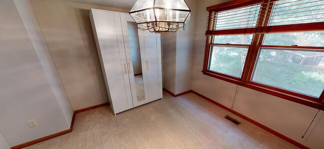 14718 S Navaho Dr in Olathe, KS - Building Photo - Building Photo