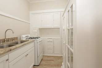 Ramey Apartments in El Paso, TX - Building Photo - Interior Photo