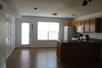 255 Senator Dr in Clarksville, TN - Building Photo - Building Photo