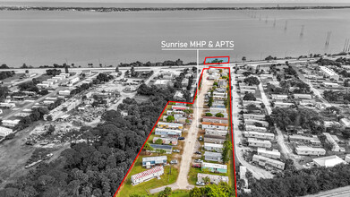 Sunrise Mobile Home Park in Palm Bay, FL - Building Photo - Building Photo