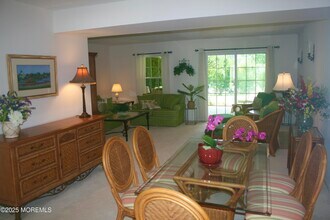 35 Apple Dr in Spring Lake, NJ - Building Photo - Building Photo