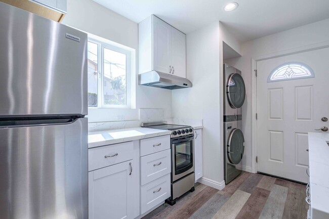 property at 136 N Tiana Ln
